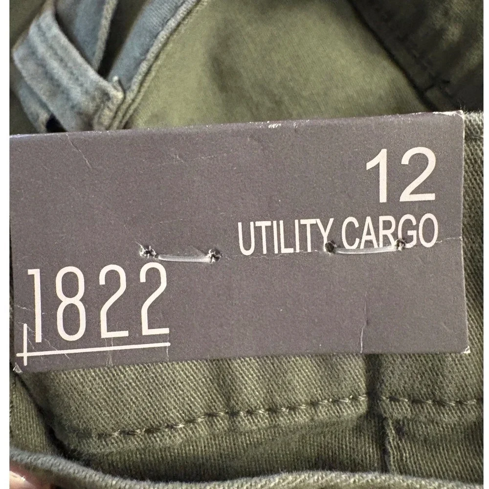 1822 Denim NWT Olive Green Utility Cargo Pants High Tech Stretch‎ Size 12